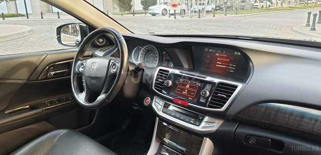 Honda Accord-6