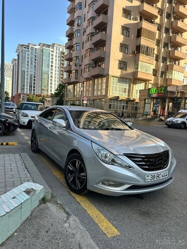 Hyundai Sonata-7