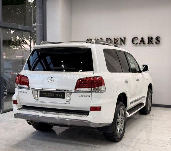 Lexus LX 570-8