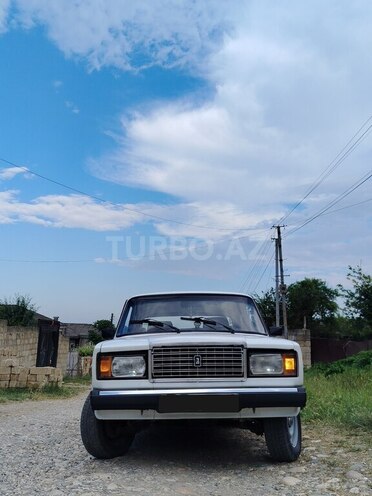 LADA (VAZ) 2107-1