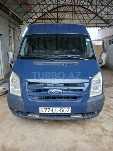 Ford Transit-1