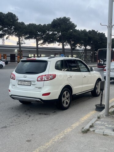 Hyundai Santa Fe-2