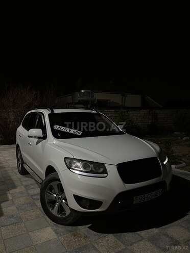 Hyundai Santa Fe-13