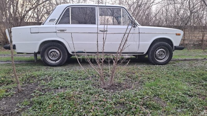 LADA (VAZ) 2106-4