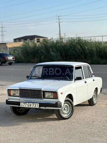 LADA (VAZ) 2107-1