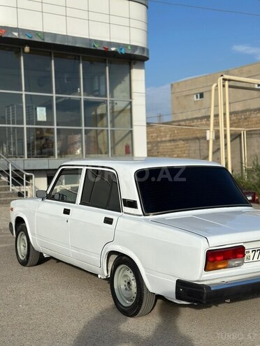 LADA (VAZ) 2107-11