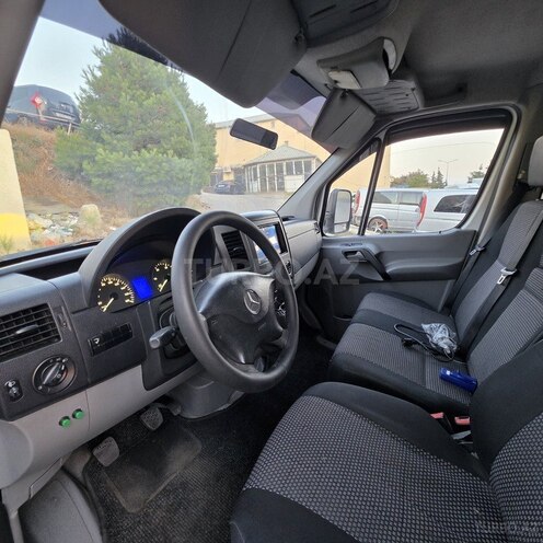 Mercedes Sprinter 515-8