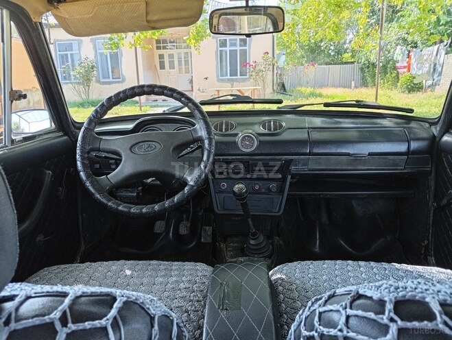 LADA (VAZ) 2106-5