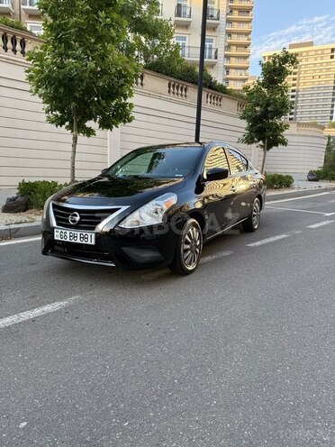 Nissan Versa-3
