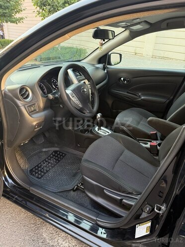 Nissan Versa-9