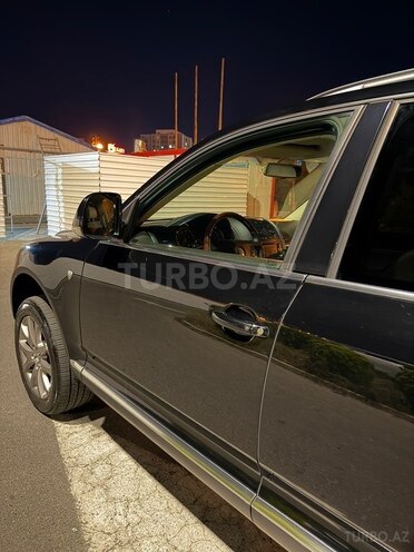 Volkswagen Touareg-11