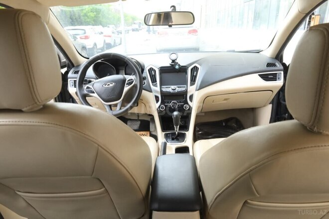 Chery Arrizo 7-7