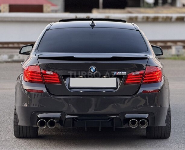 BMW 528-8