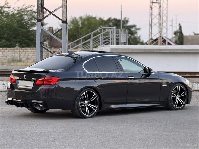BMW 528-9