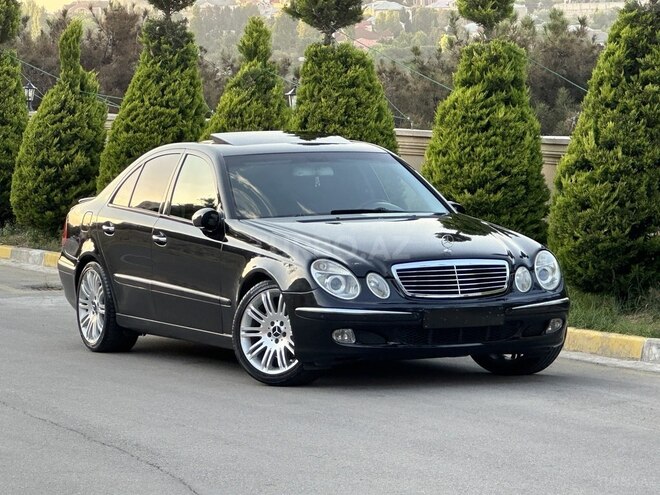 Mercedes E 320-4