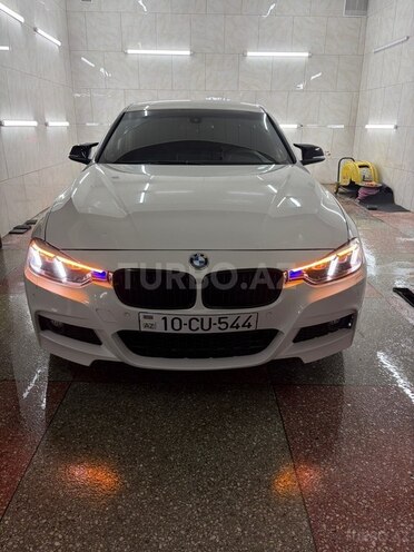 BMW 330-1