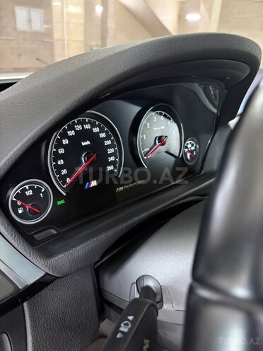 BMW 330-7