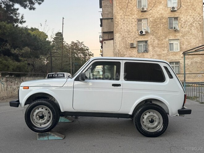 LADA (VAZ) Niva-4