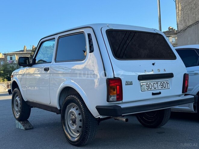LADA (VAZ) Niva-9