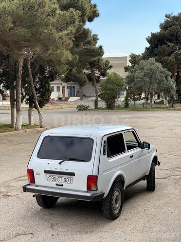 LADA (VAZ) Niva-13