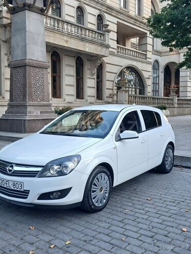 Opel Astra-2