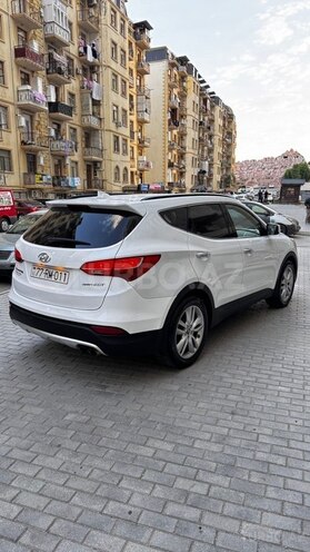 Hyundai Santa Fe-6