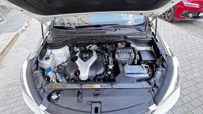Hyundai Santa Fe-9