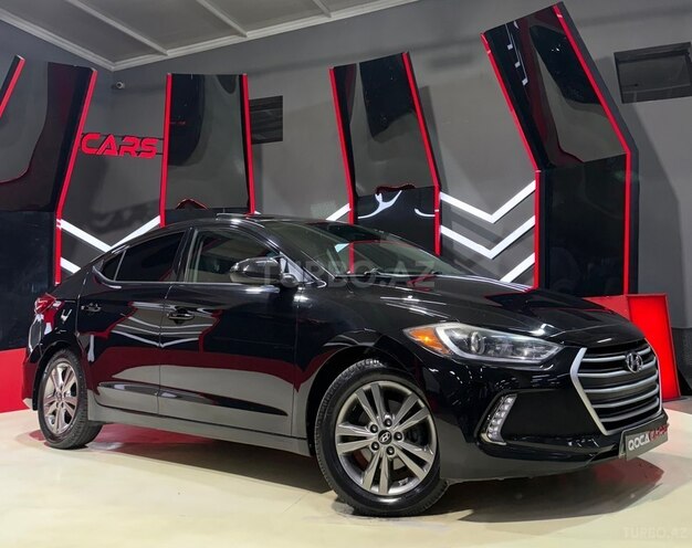 Hyundai Elantra-2