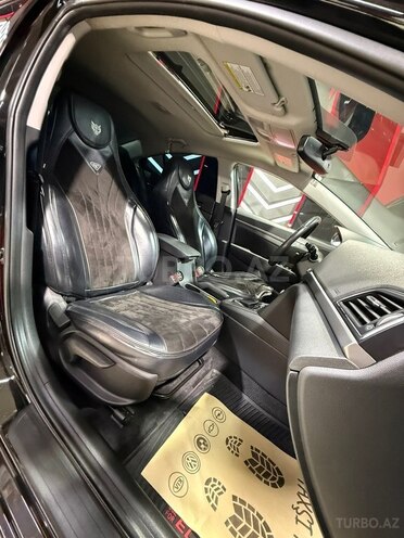Hyundai Elantra-17