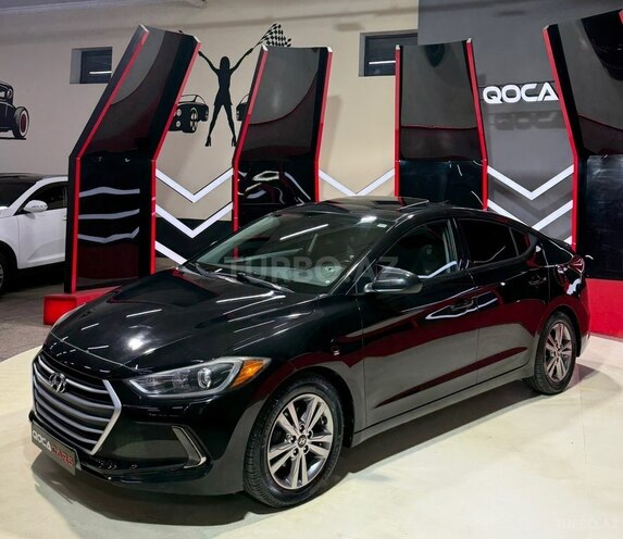Hyundai Elantra-3