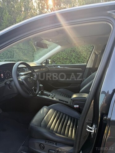 Volkswagen Passat-15