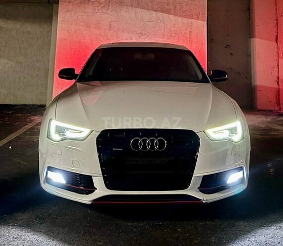 Audi A5-1