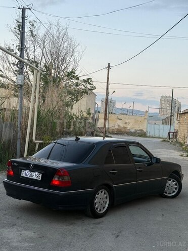 Mercedes C 200-2