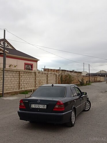 Mercedes C 200-4