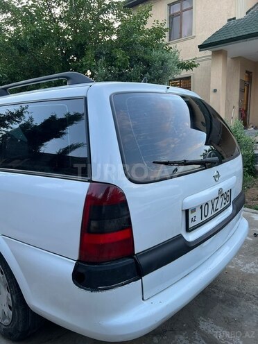 Opel Vectra-7