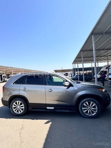 Kia Sorento-2
