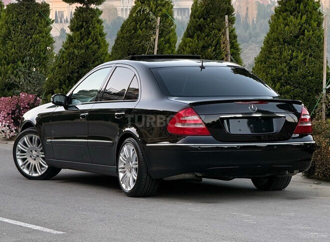 Mercedes E 240-9