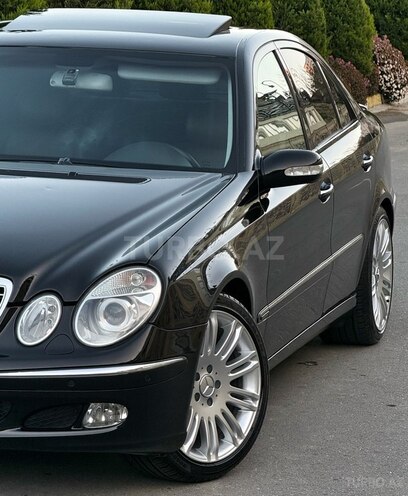 Mercedes E 240-6