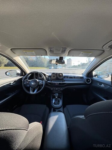Kia Forte-11