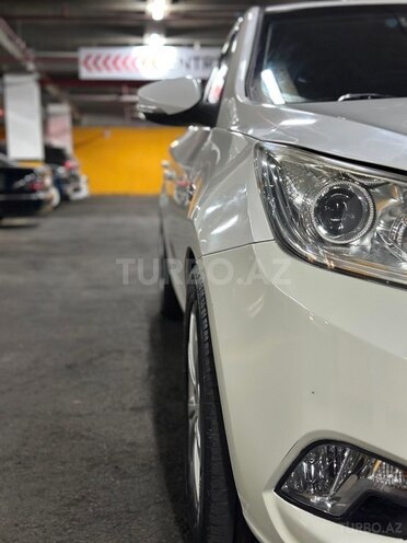 Changan Eado-7