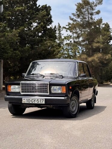 LADA (VAZ) 2107-1