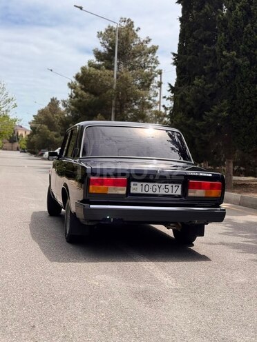LADA (VAZ) 2107-2