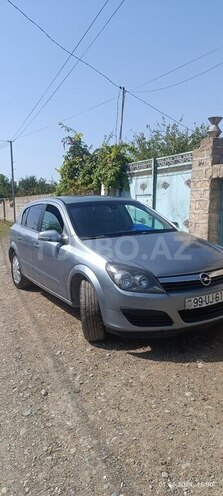 Opel Astra-2