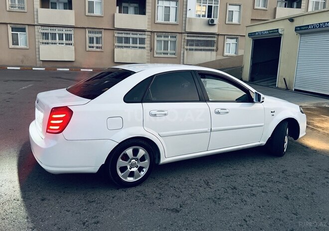 Daewoo Gentra-9