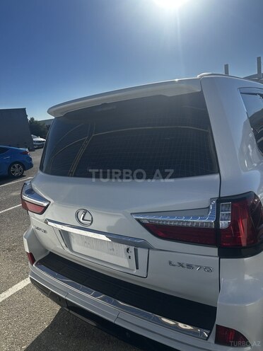 Lexus LX 570-2