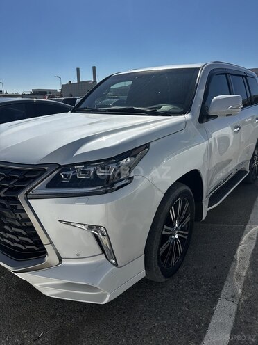 Lexus LX 570-4