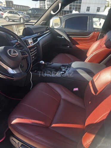 Lexus LX 570-7