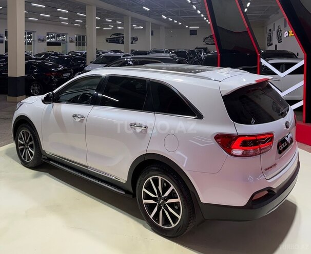 Kia Sorento-7