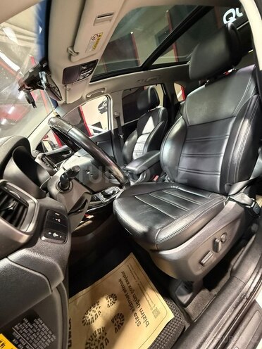 Kia Sorento-13