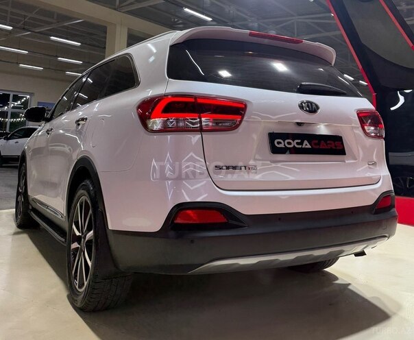Kia Sorento-9